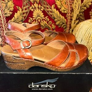 Dansko Women's Tan Leather Mules, Size 39